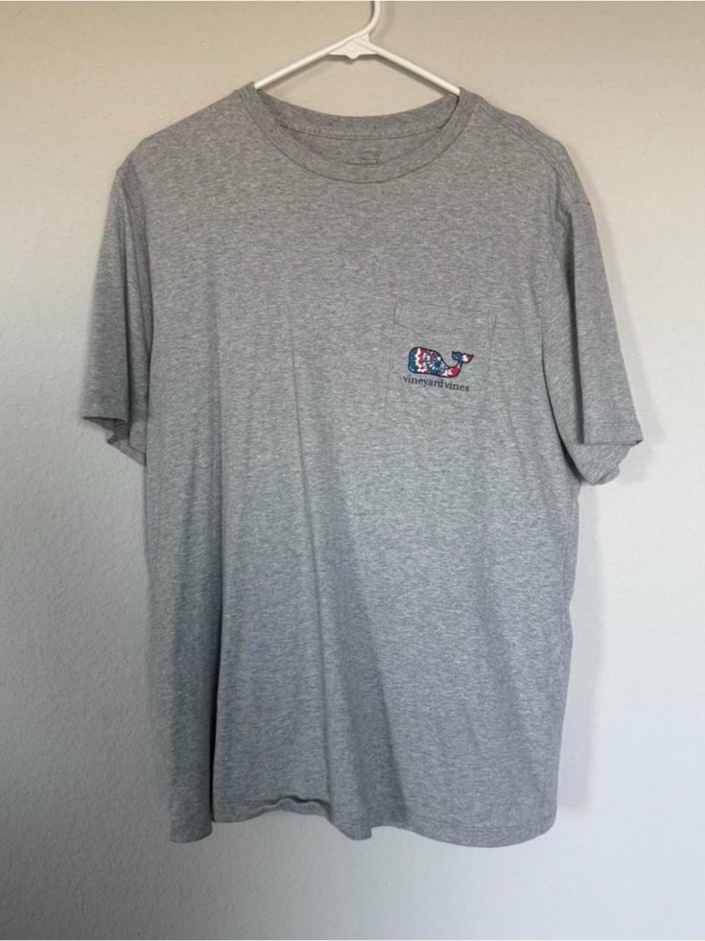 Vineyard Vines Gray Red, Blue, & White tie dye T Shirt